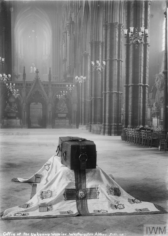 The Unknown Warrior at Westminster Abbey, November 1920
Imperial War Museums IWM
